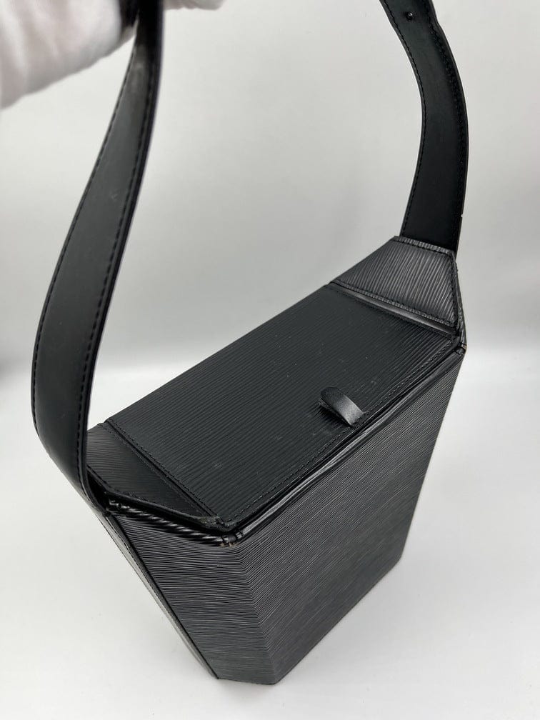 Louis Vuitton Epi Sac Seau Black