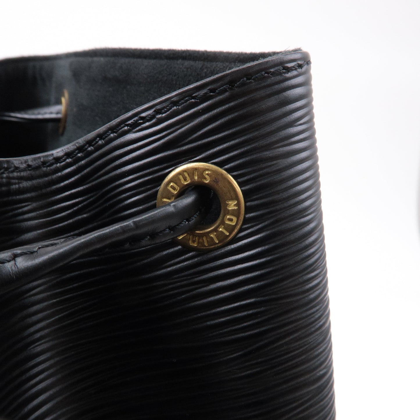 Louis Vuitton Epi Petit Noe Shoulder Bag Noir Black M44102