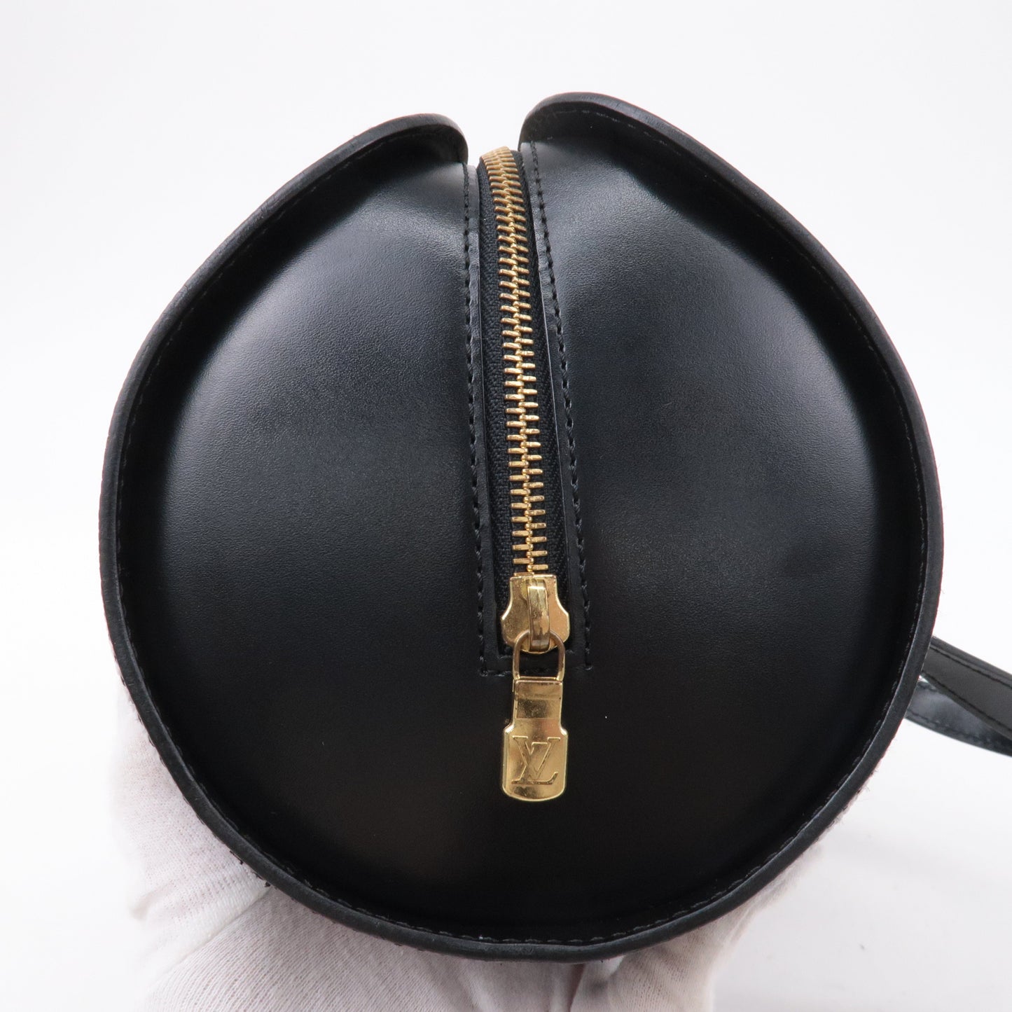 Louis Vuitton Epi Soufflot Hand Bag Pouch Noir Black M52862