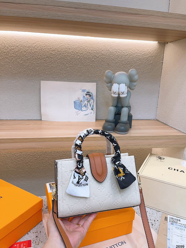Alice bags - Louis Vuittons  - 14906
