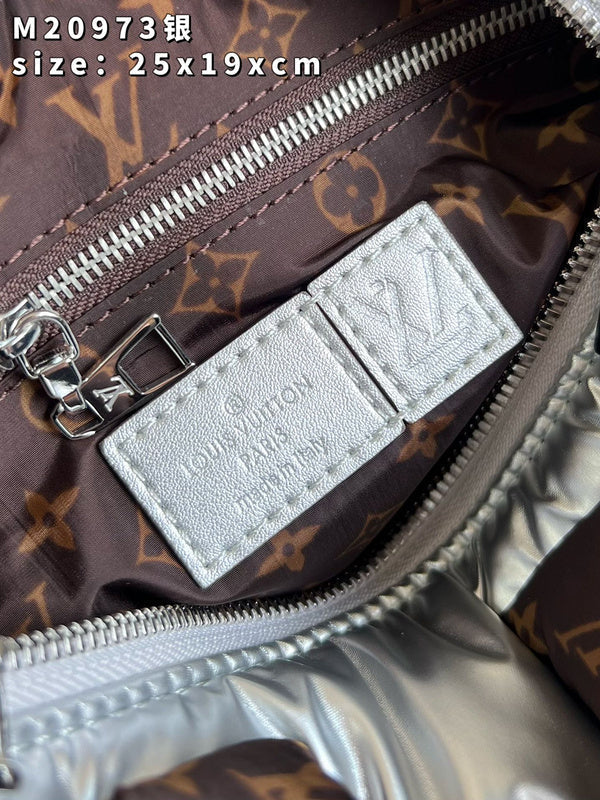 Alice Bags- Louis Vuittons  - 16093
