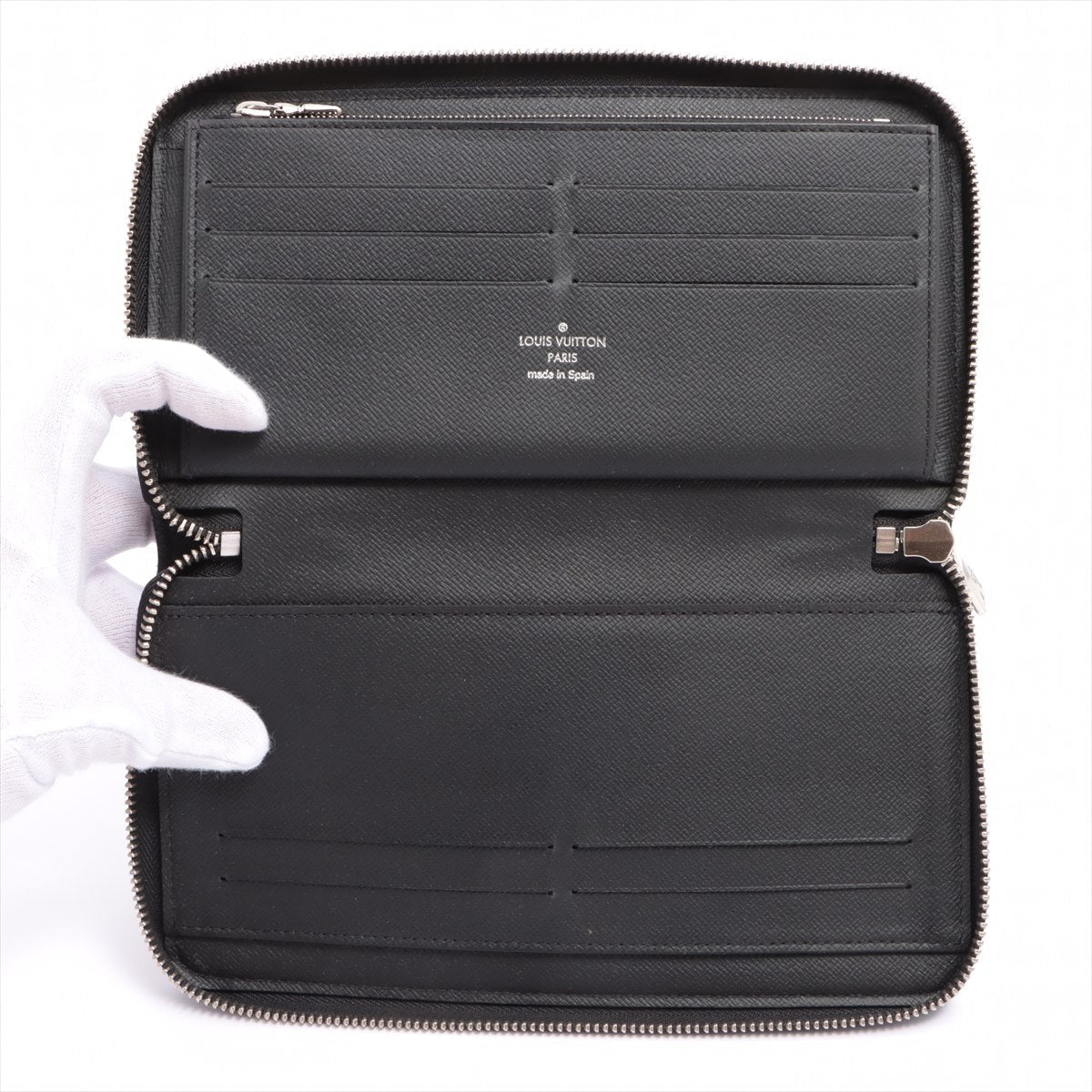 Louis Vuitton Black Leather Zippy organizer wallet accessories