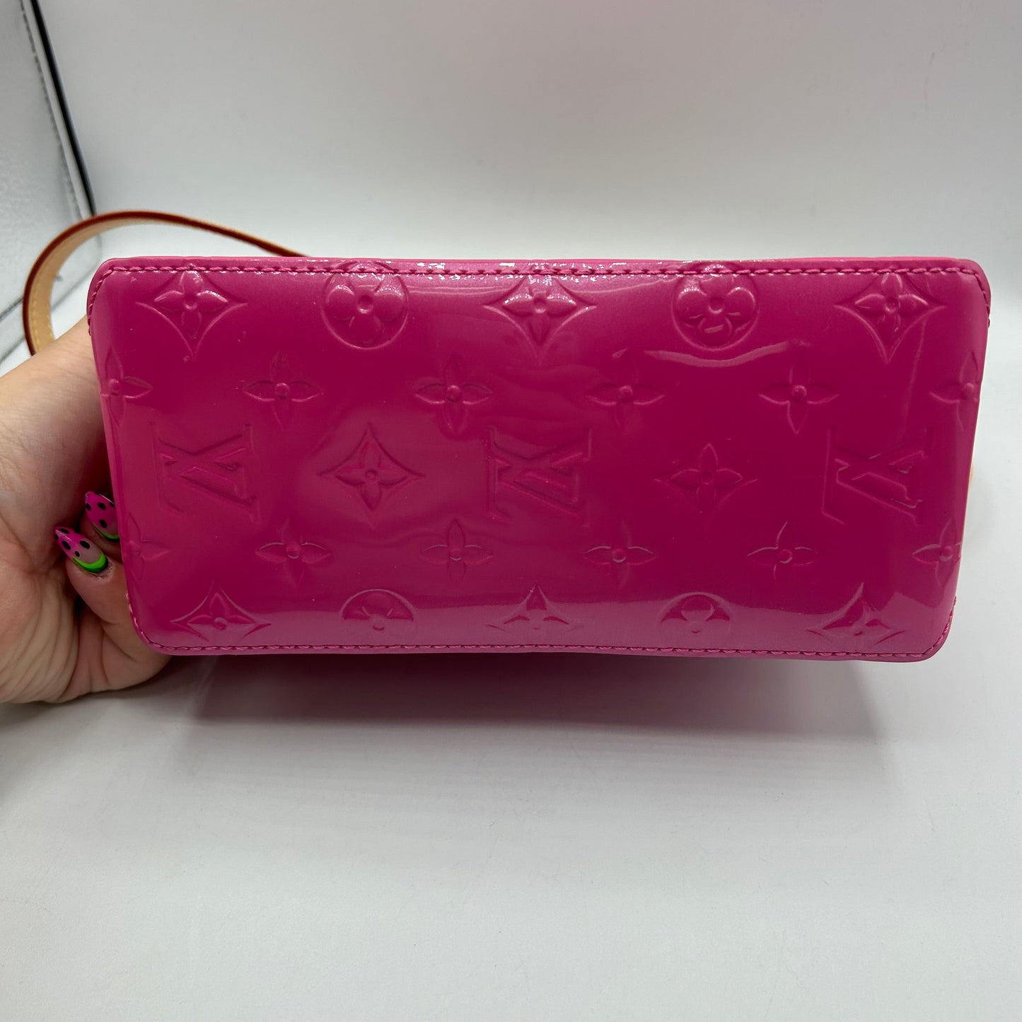 Crossbody Luxury Designer By Louis Vuitton, Size: Small