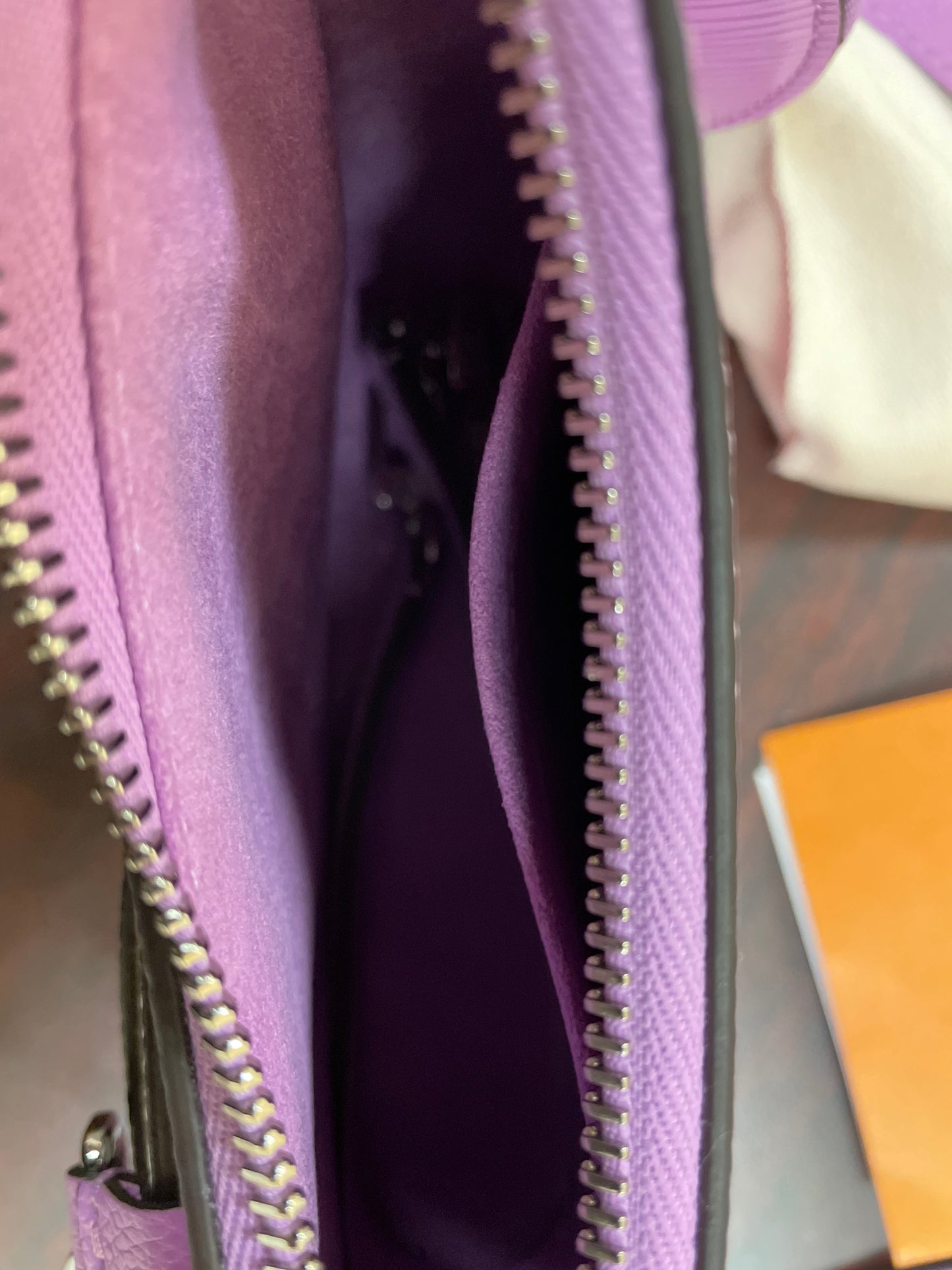 HandBag Luxury Designer By Louis Vuitton, Size: Small