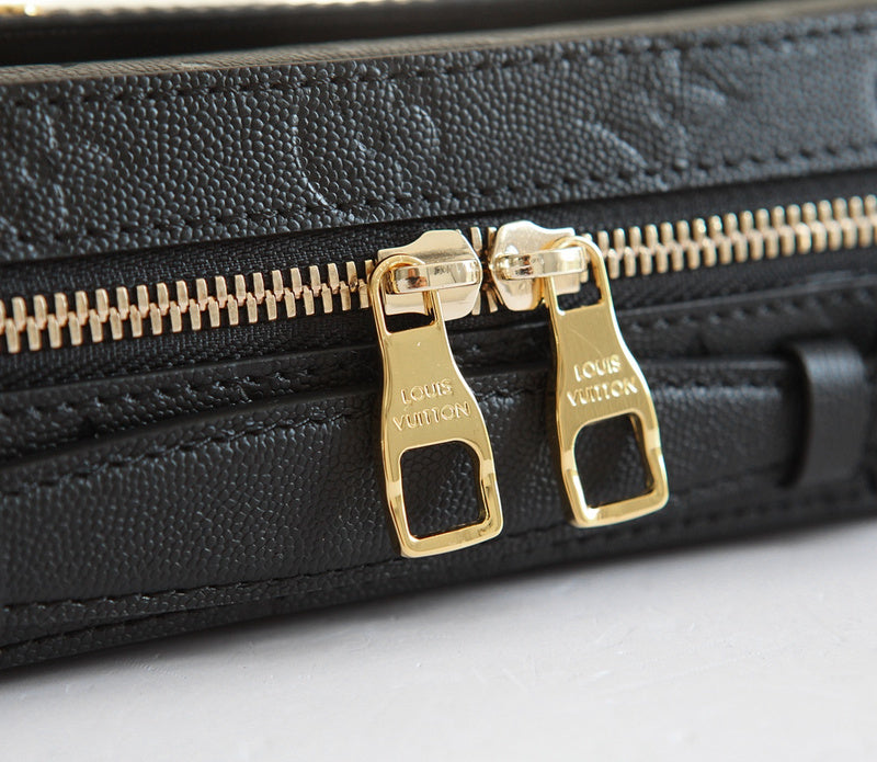 Alice Bags- Louis Vuittons  - 16047
