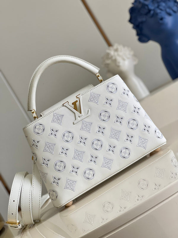 Alice Bags- Louis Vuittons  - 16120