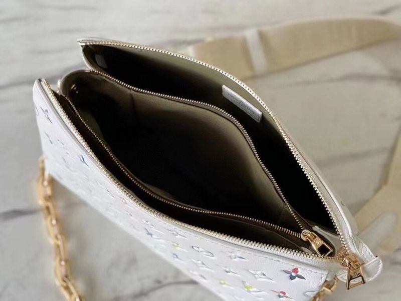 Alice Bags- Louis Vuittons  - 16355