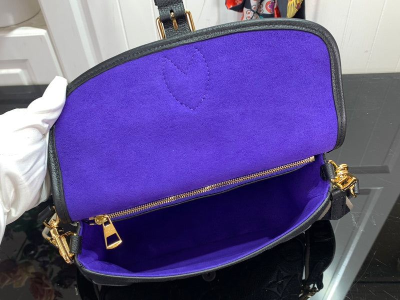 Alice bags - Louis Vuittons  - 15660