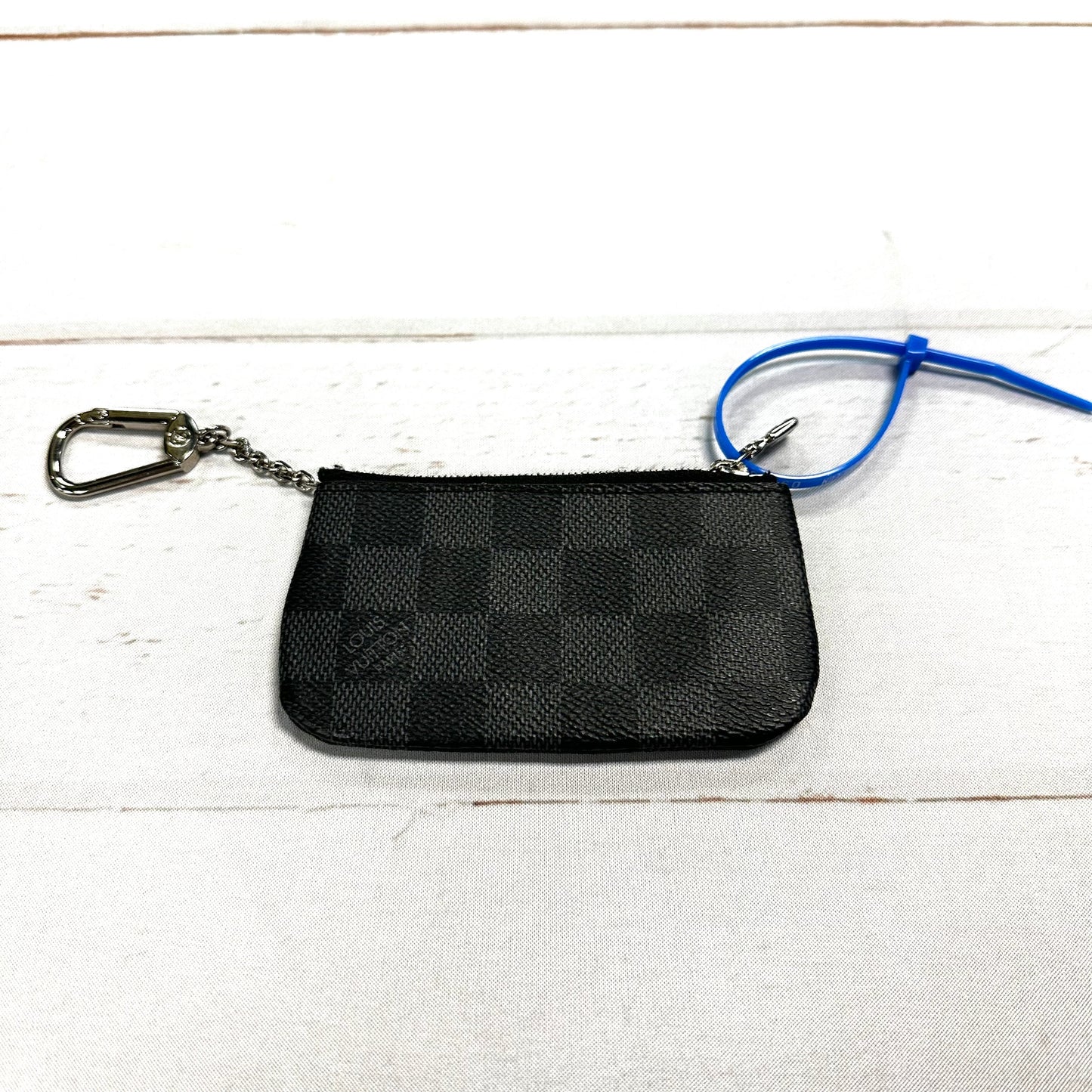Coin Purse Luxury Designer By Louis Vuitton  Size: Small