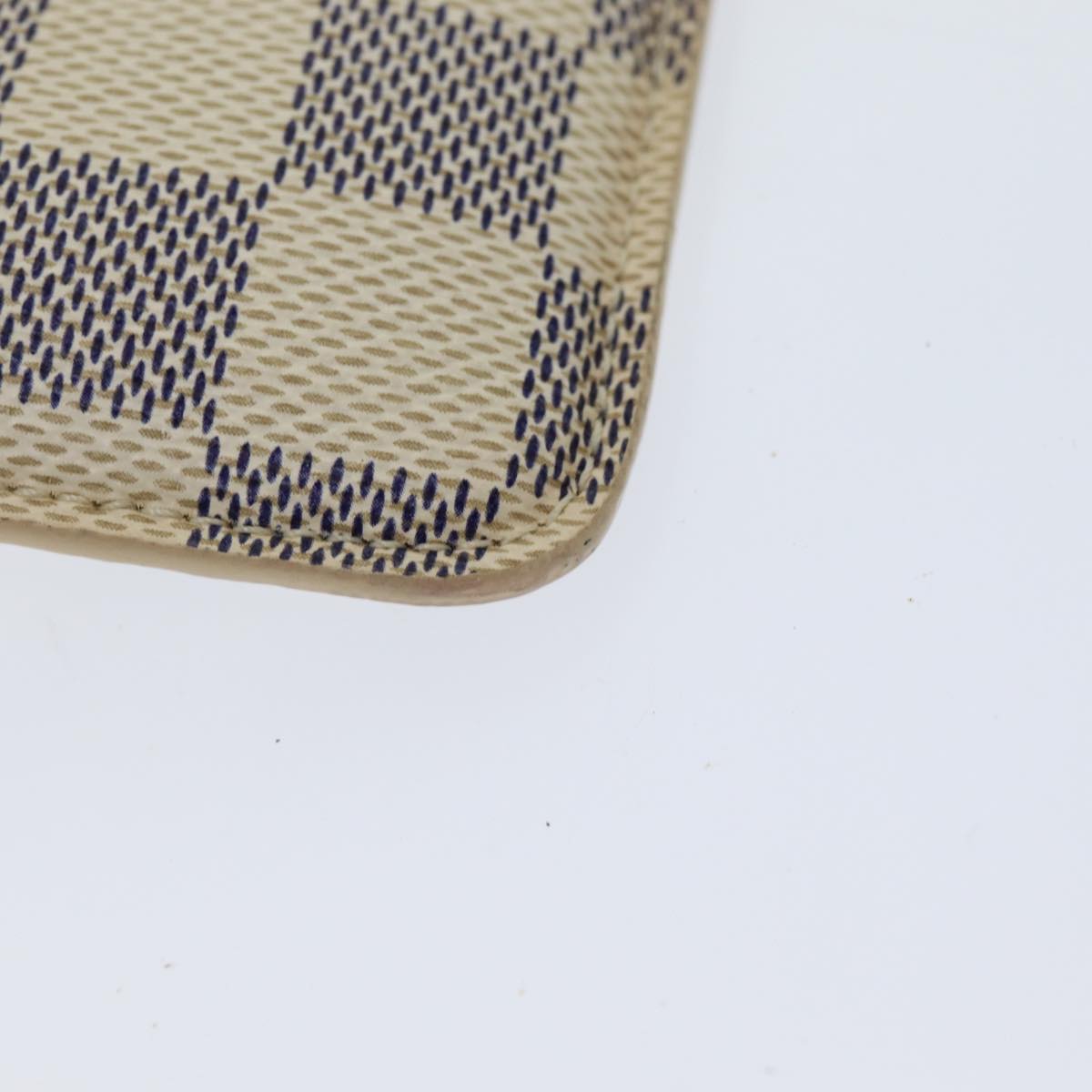 LOUIS VUITTON Etui à lunettes Jewelleryset