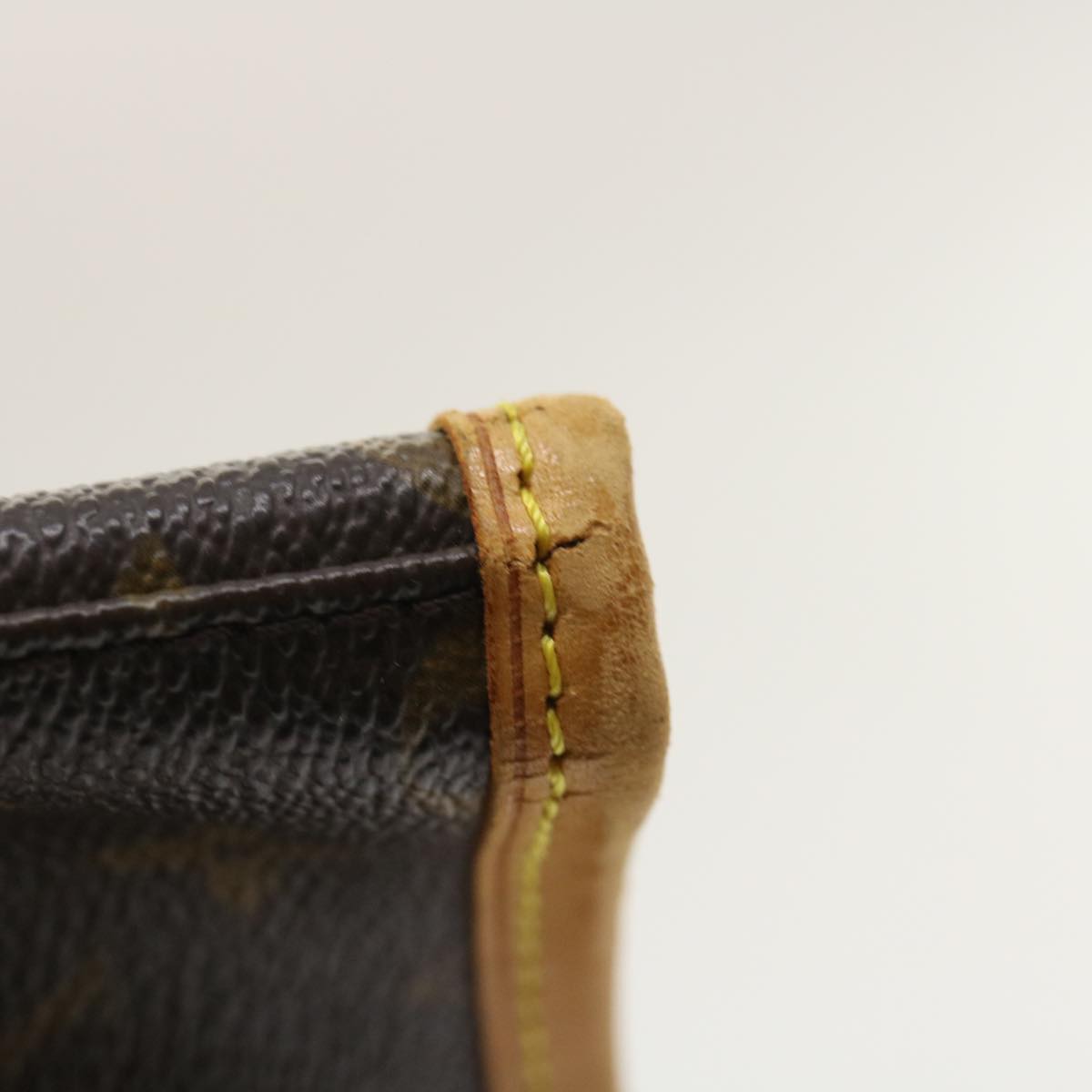 Louis Vuitton Bucket PM Shoulder Bag
