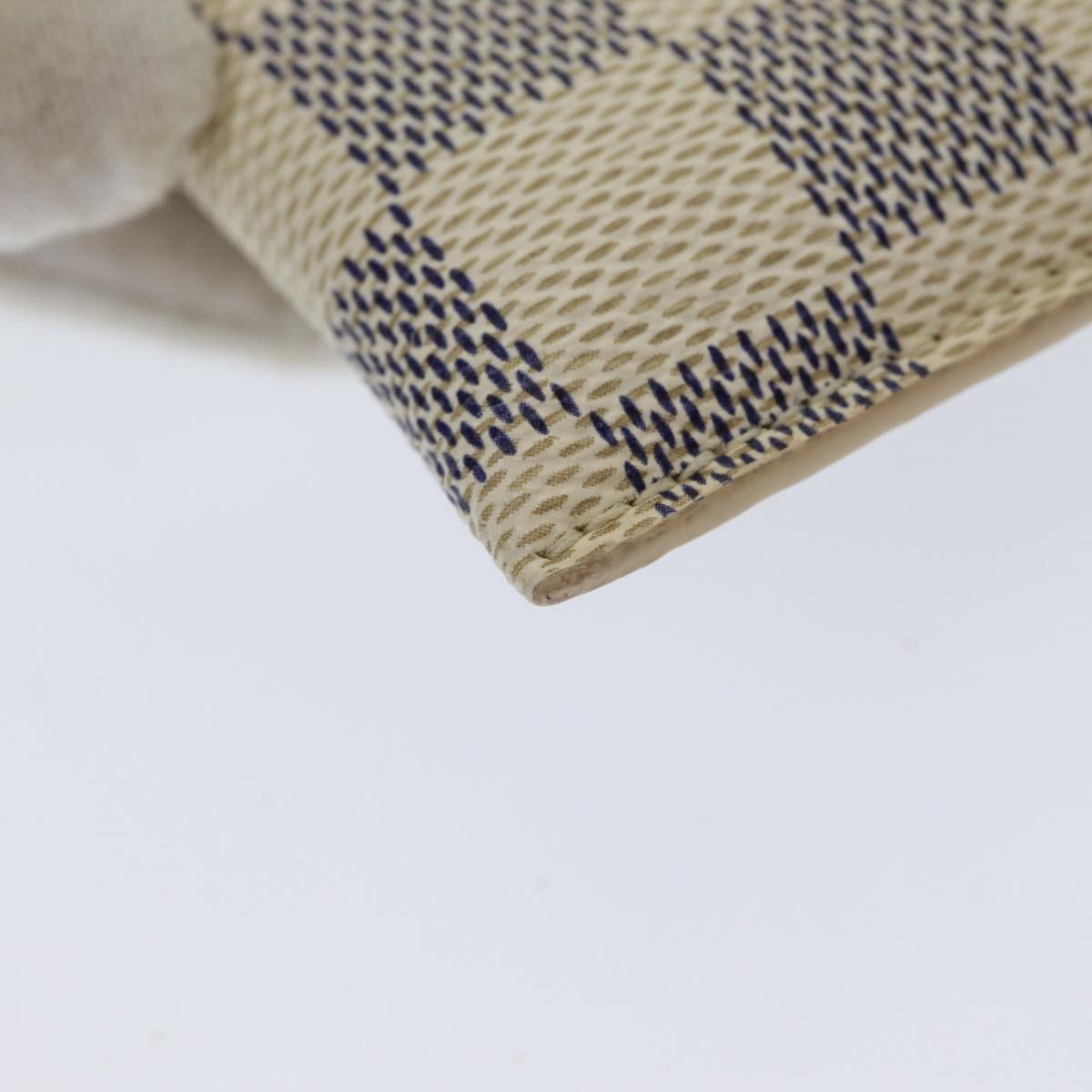 LOUIS VUITTON Etui à lunettes Jewelleryset