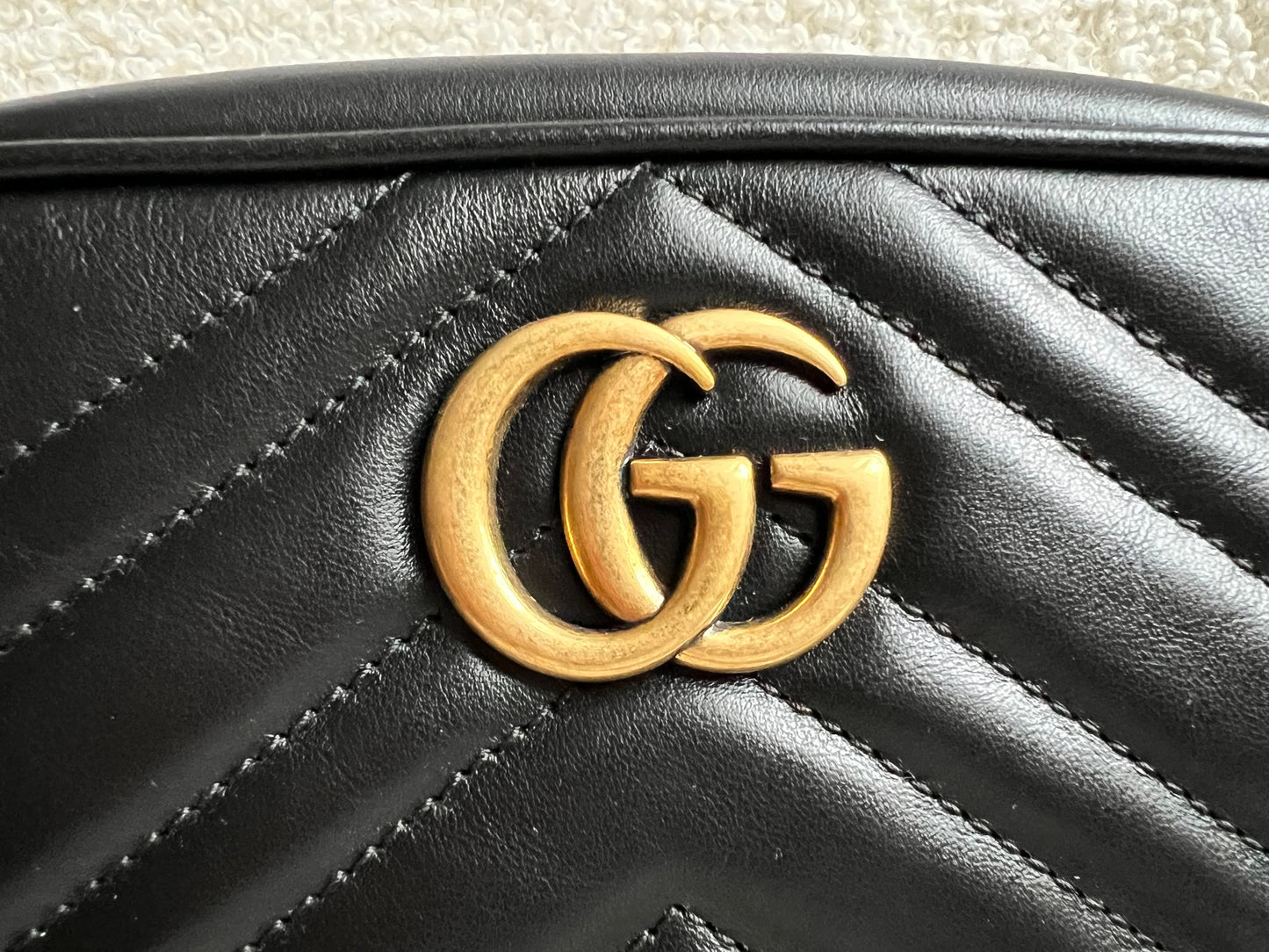 Gucci GG Black Marmont Mini Shoulder Bag (RRP £1,360)