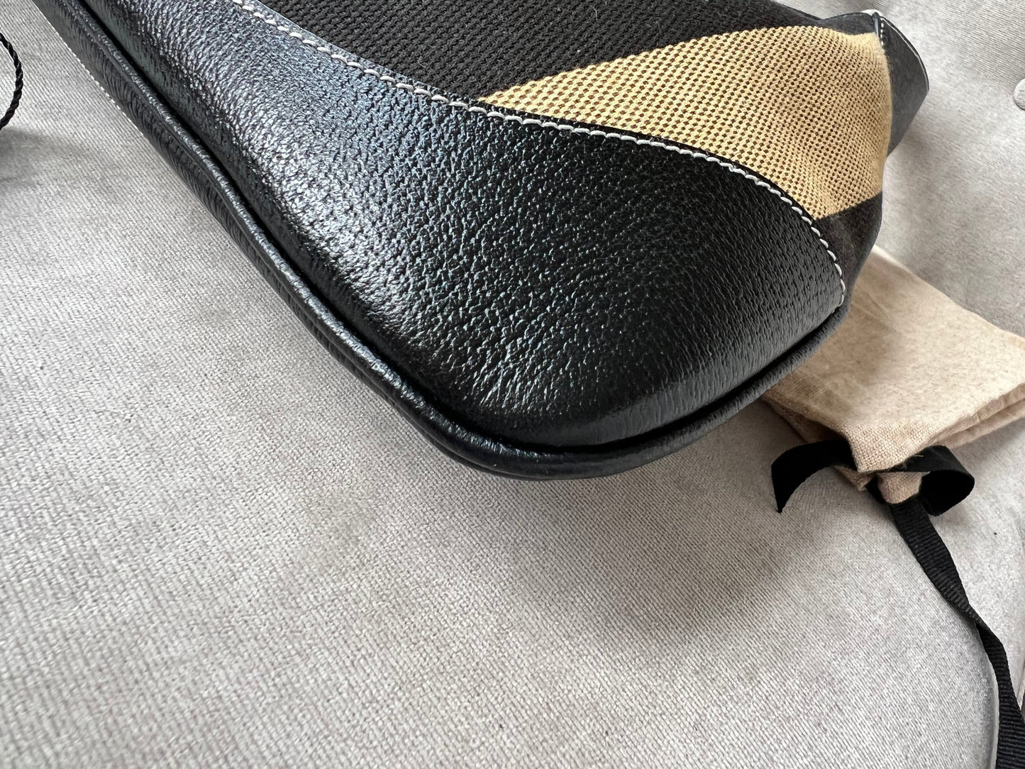 Gucci Stripe Medium Aphrodite Shoulder Bag (RRP £1400)