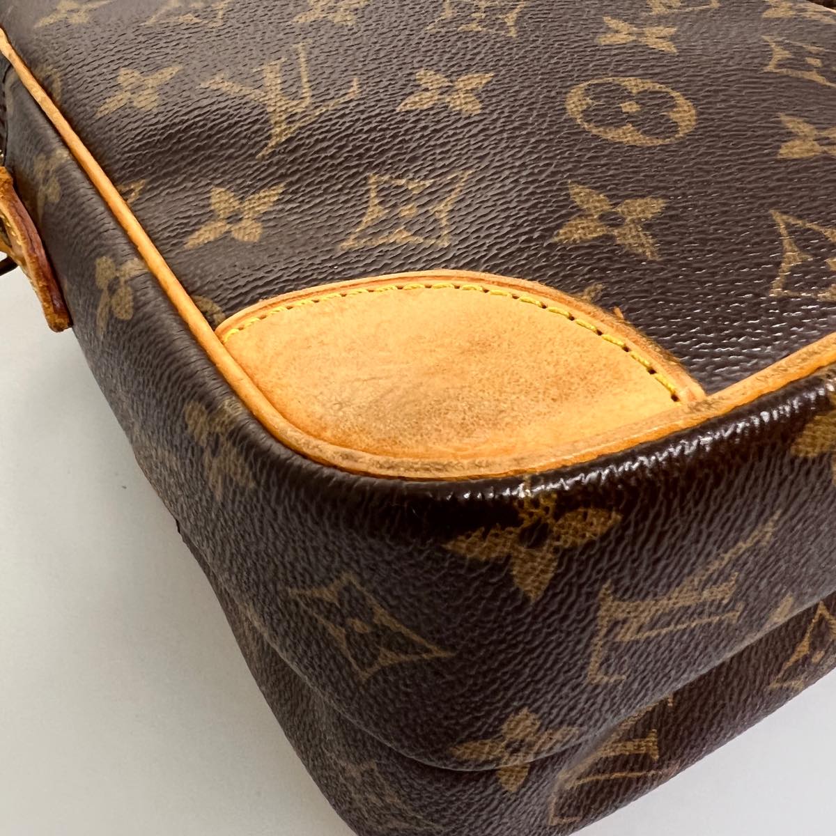 Louis Vuitton Brown Canvas Amazone shoulder bag