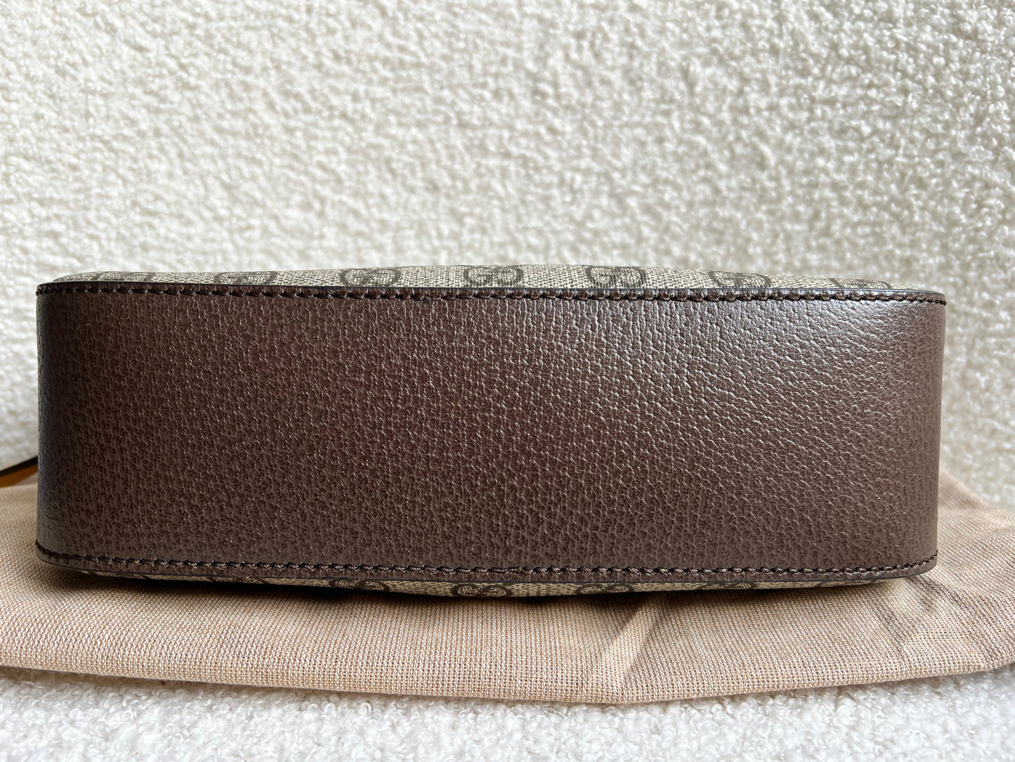 Gucci Neo Vintage GG Supreme Messenger Bag (RRP £1310)