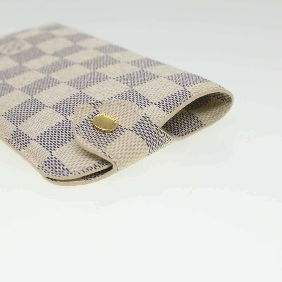 Louis Vuitton Beige Canvas  wallet accessories