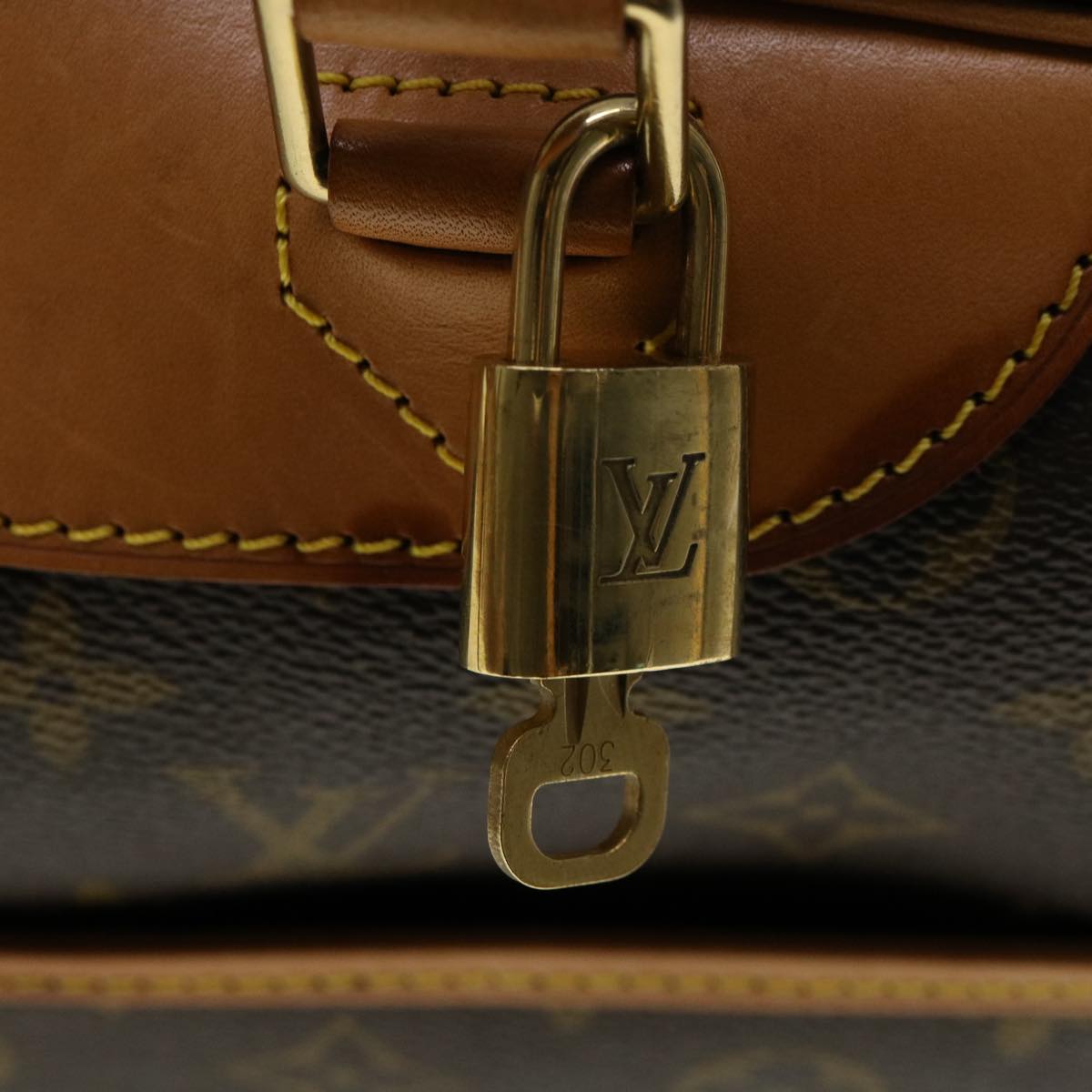 Louis Vuitton Brown Canvas Deauville handbag bag