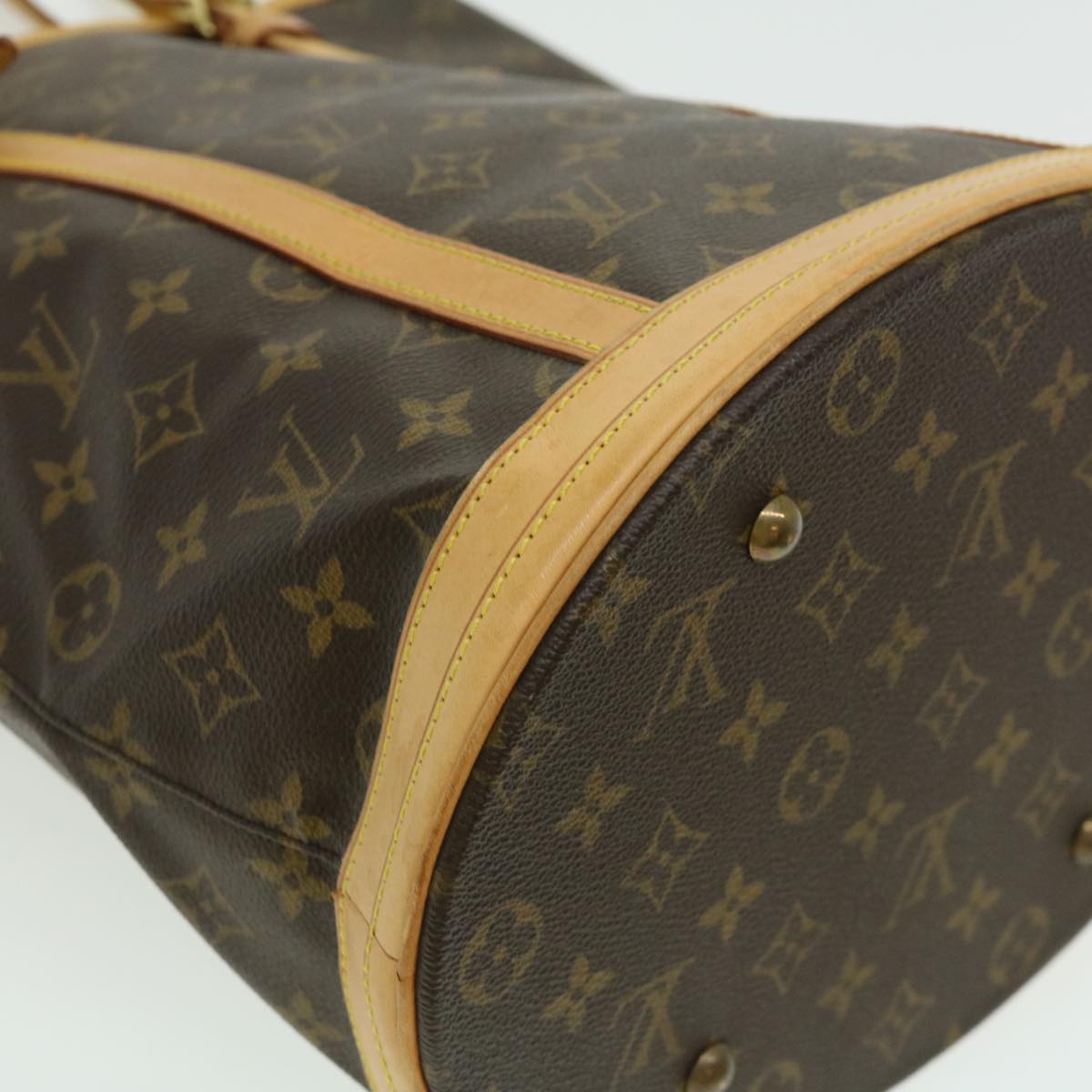 Louis Vuitton Bucket GM Shoulder Bag