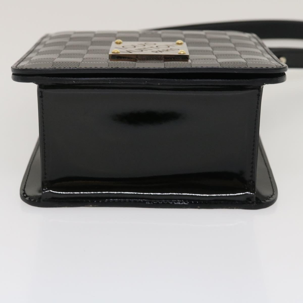 Louis Vuitton COUVERTURE AGENDA FONCTIONNEL PM Shoulder Bag