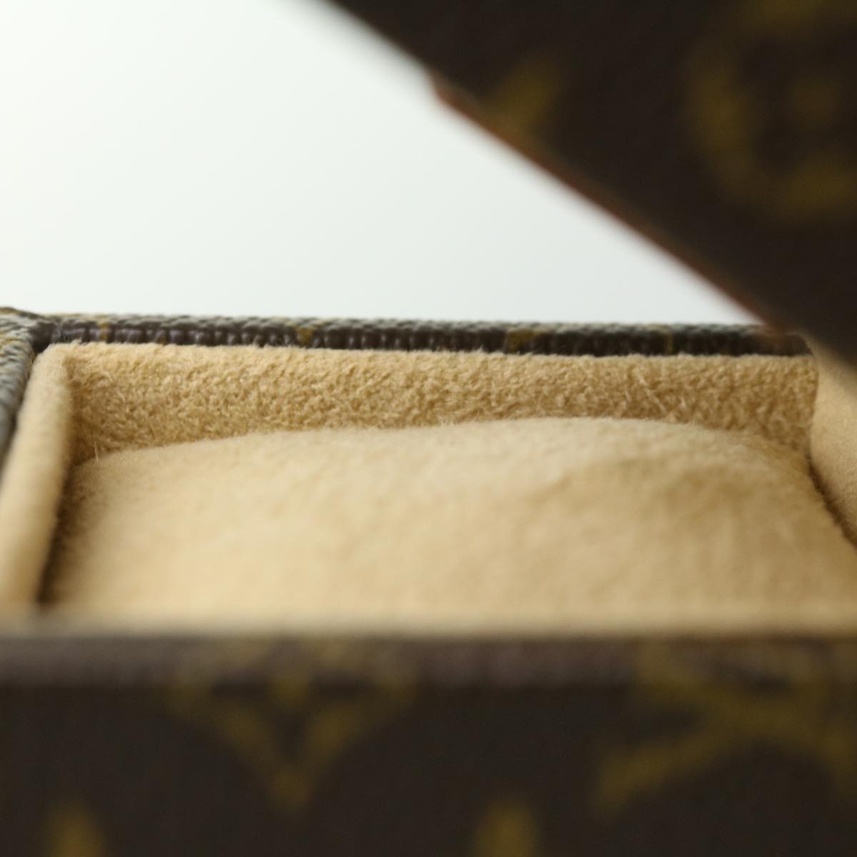 Louis Vuitton Brown Canvas Ecrin wallet accessories