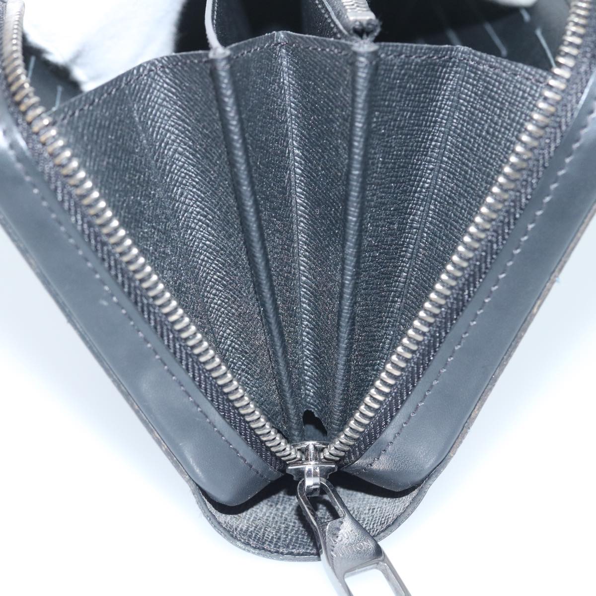 Louis Vuitton Black Canvas Zippy XL wallet accessories