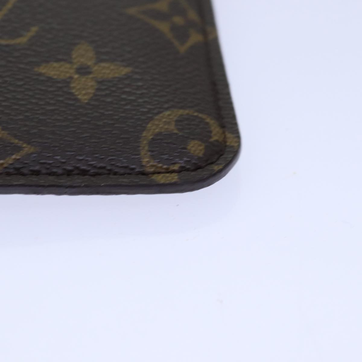 LOUIS VUITTON Etui à lunettes Jewelleryset