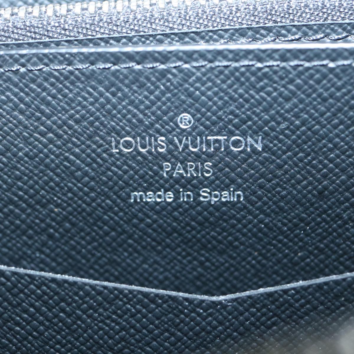 Louis Vuitton Black Canvas Zippy XL wallet accessories
