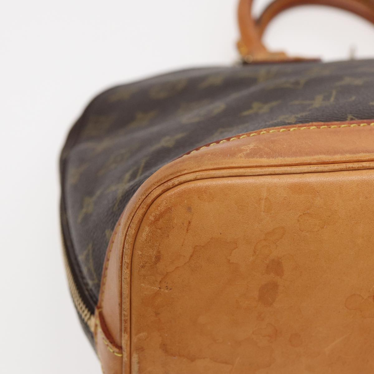 LOUIS VUITTON Alma Handbag