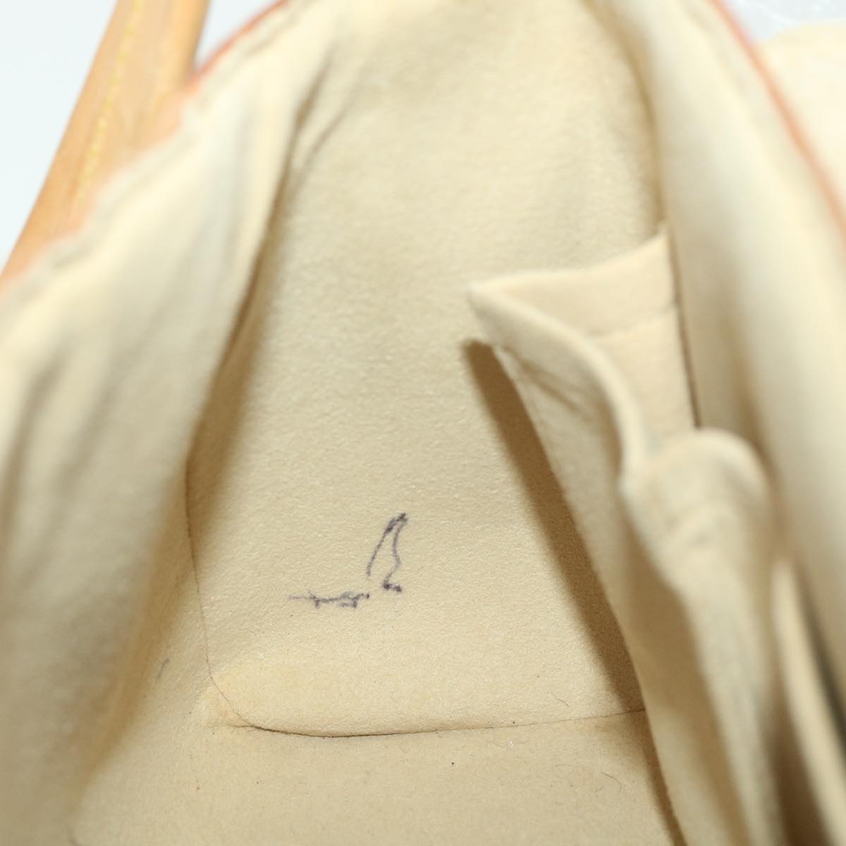 Louis Vuitton Brown Canvas Beverly shoulder bag