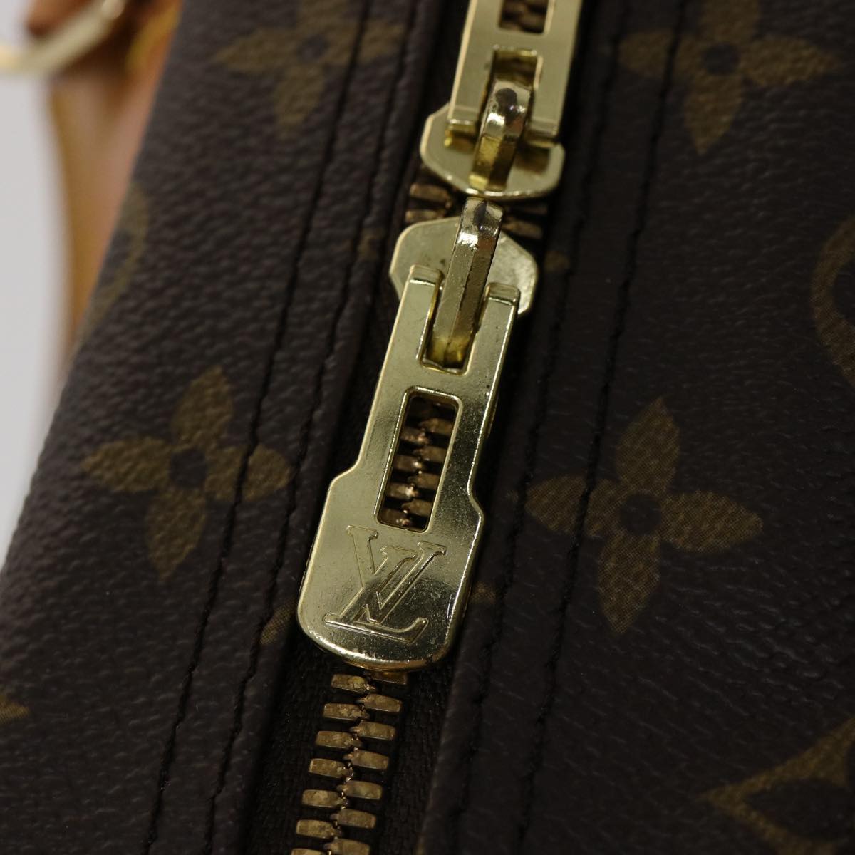 Louis Vuitton Brown Canvas Deauville handbag bag