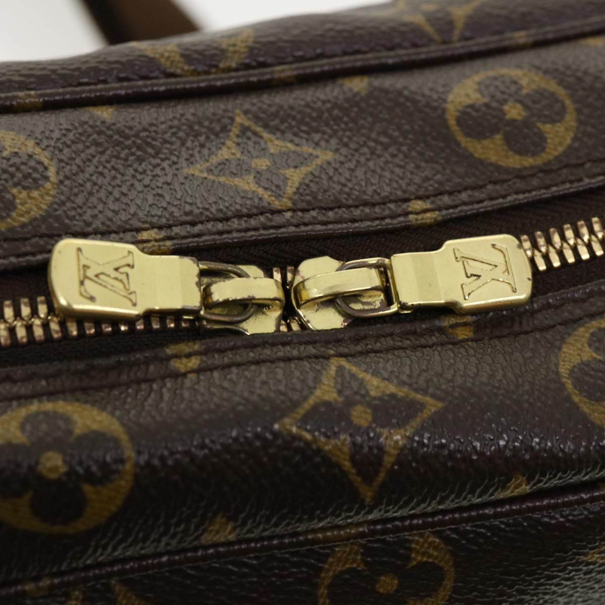 Louis Vuitton Brown Canvas Bosphore handbag bag