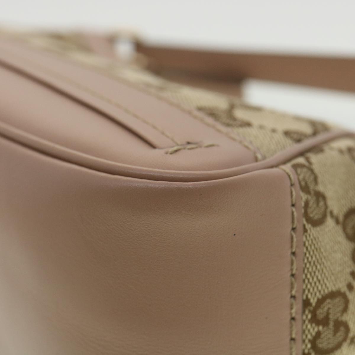 Gucci Shoulder Bag