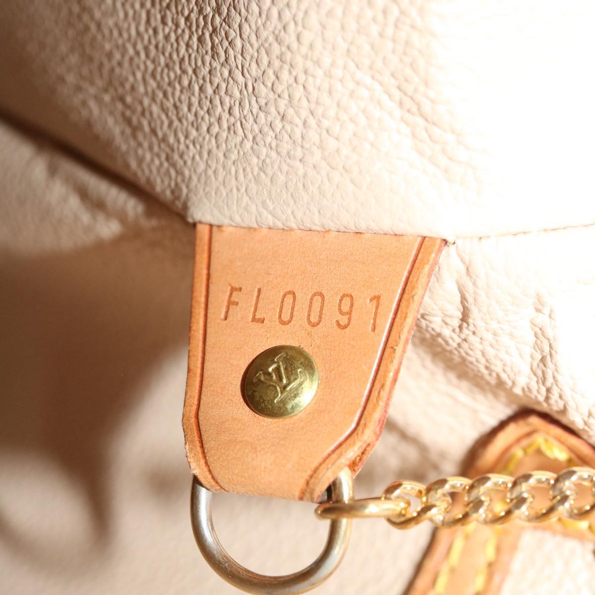 Louis Vuitton Bucket PM Shoulder Bag
