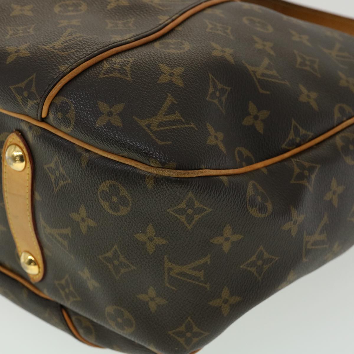 Louis Vuitton Galiera Shoulder Bag