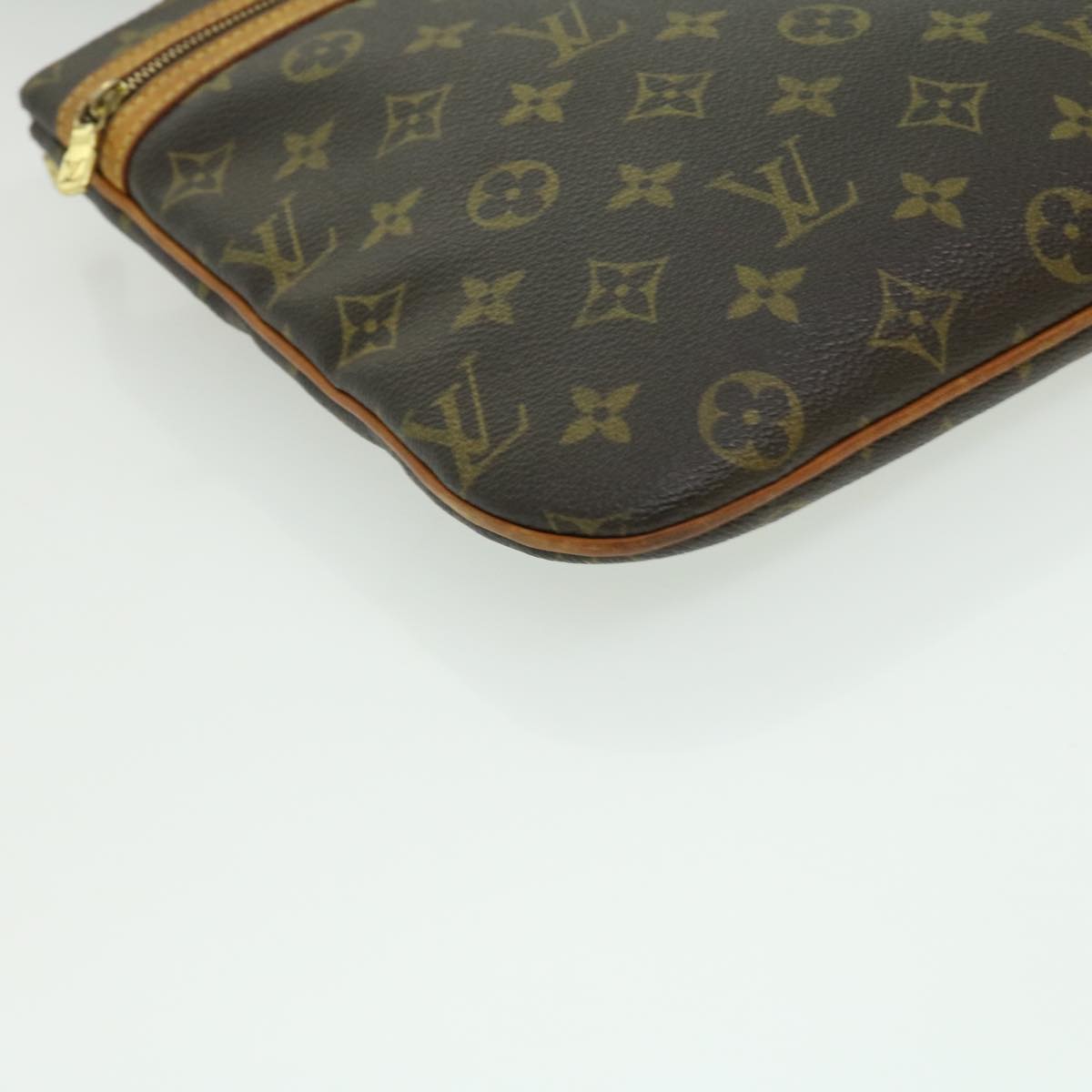 Louis Vuitton Brown Canvas Pochette Bosphore shoulder bag