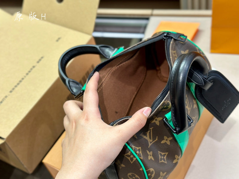 Alice bags - Louis Vuittons  - 15041