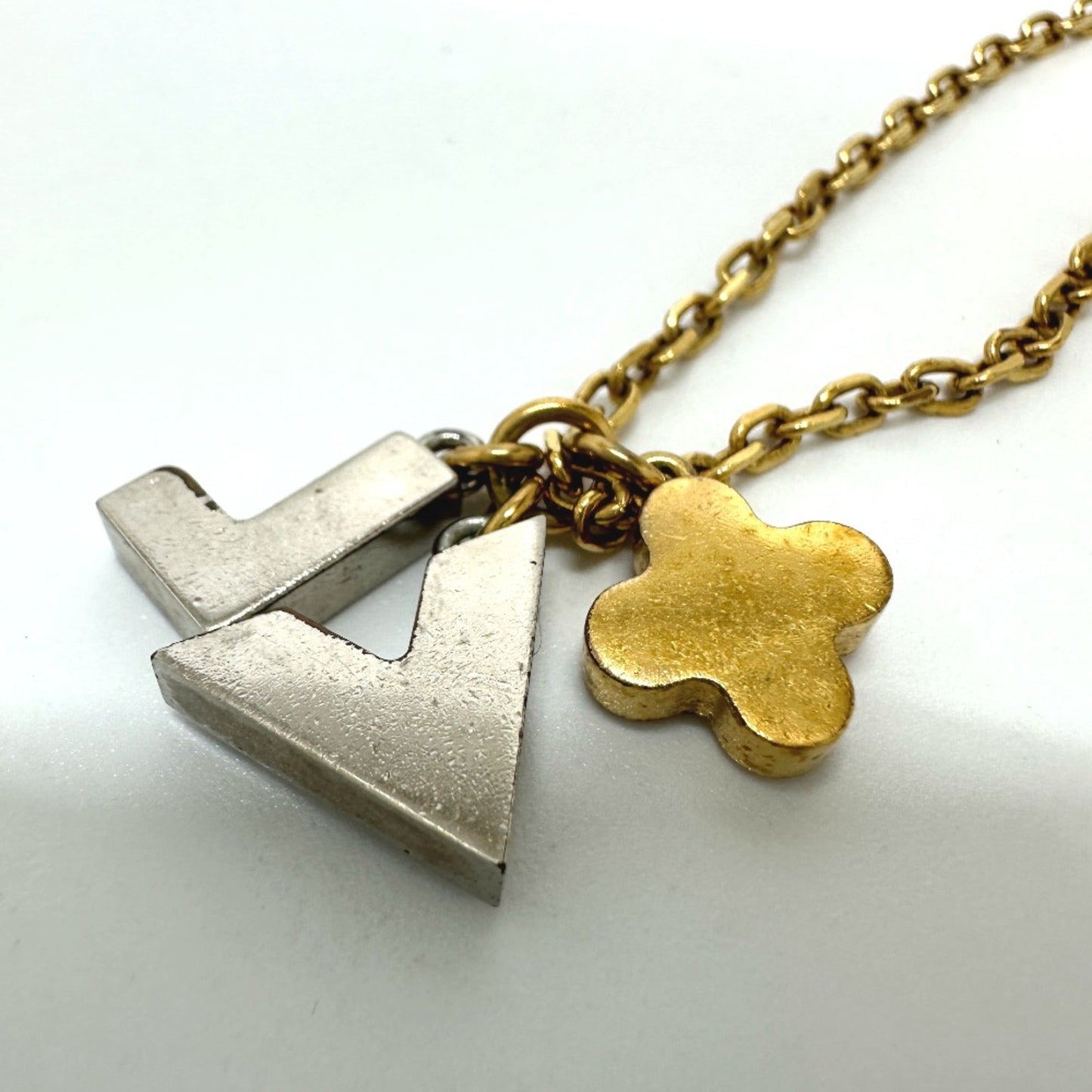 Louis Vuitton  Other Necklace