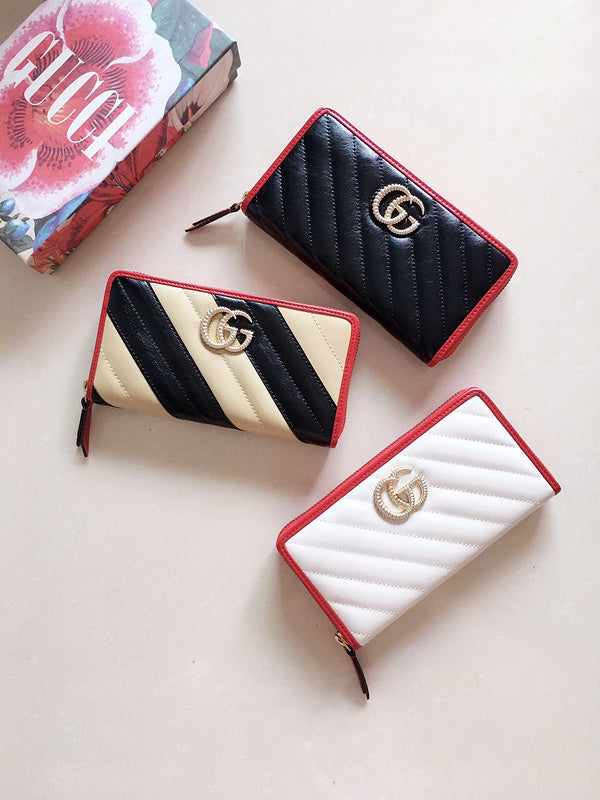 Gucci   Luxury Bags  1369