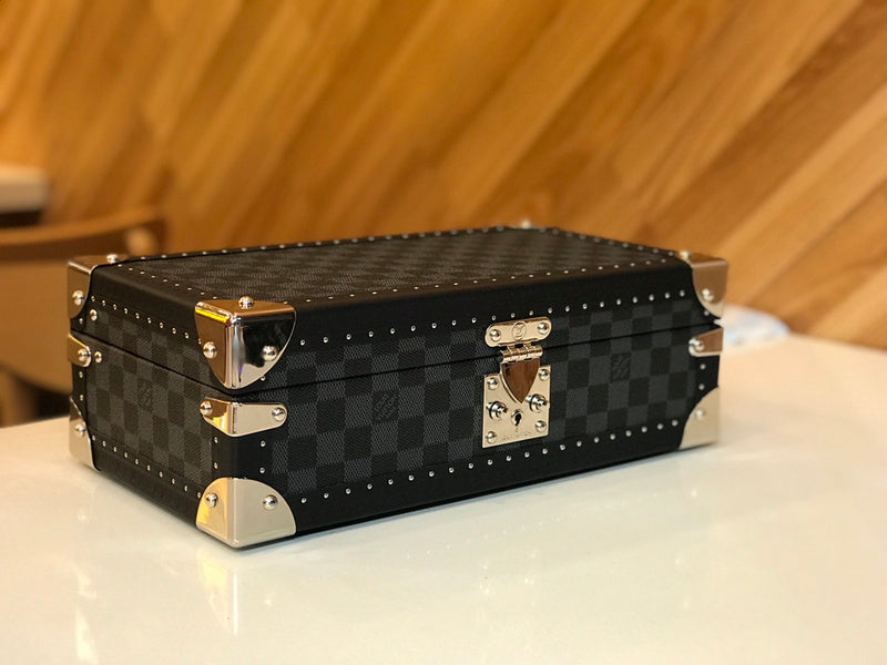 Alice  Bags- Louis Vuittons  - 15999