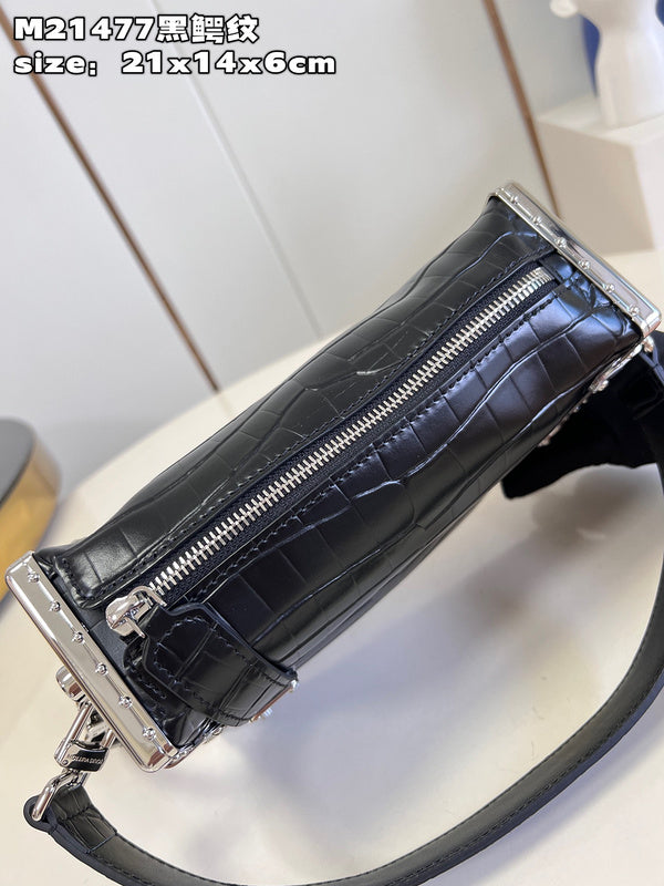 Alice bags - Louis Vuittons  - 15333