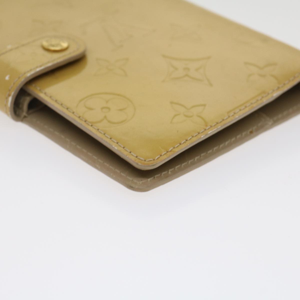 Louis Vuitton Beige Patent leather Agenda wallet accessories