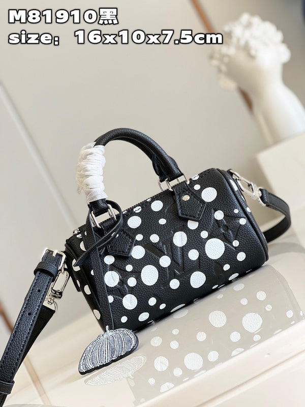 Alice Bags- Louis Vuittons  - 15912