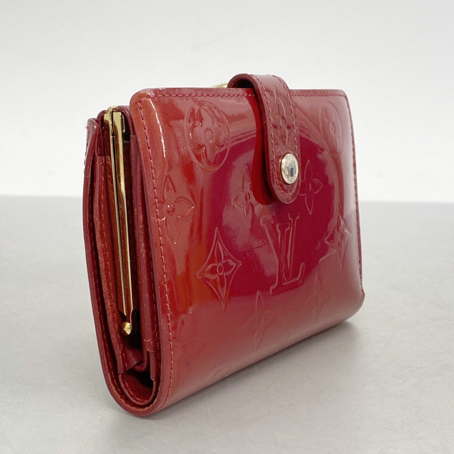 Louis Vuitton  Wallet (Bi-Fold)