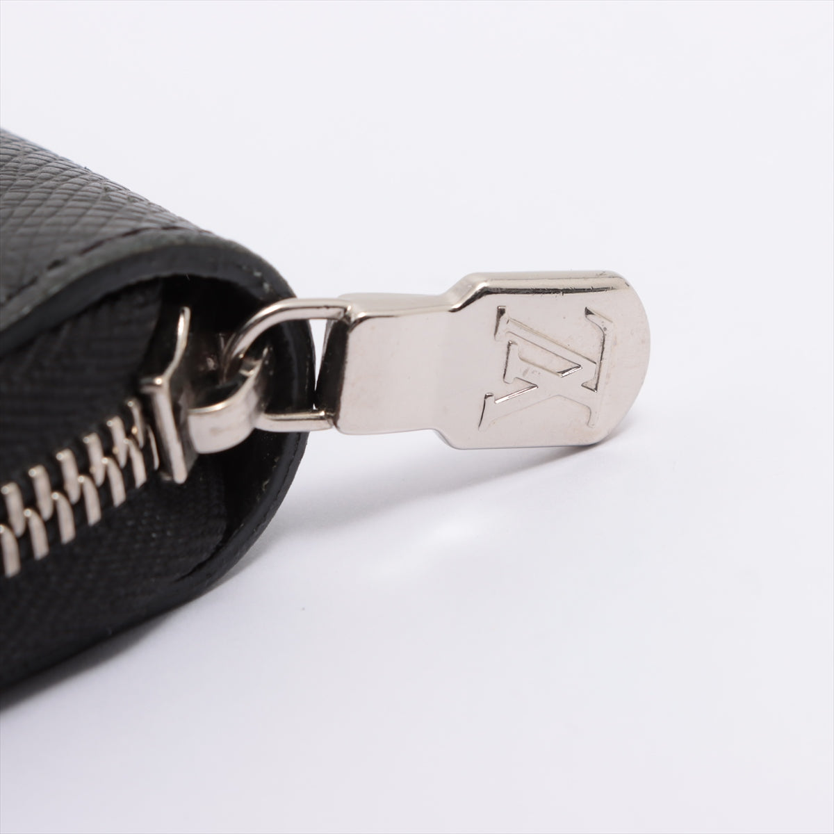 Louis Vuitton Black Leather Zippy organizer wallet accessories