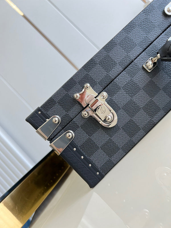 Alice bags - Louis Vuittons  - 9505