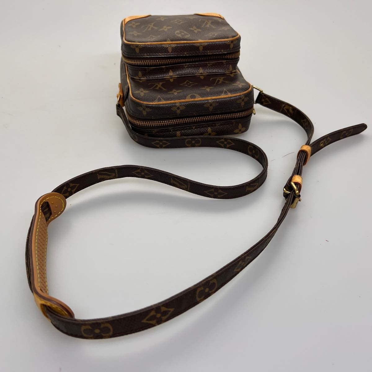Louis Vuitton Brown Canvas Amazone shoulder bag