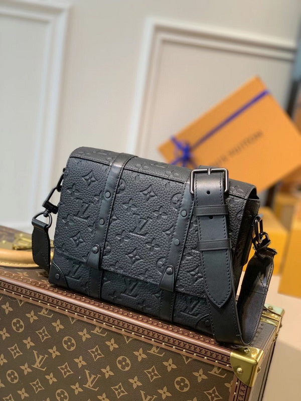 Alice Bags- Louis Vuittons  - 16475