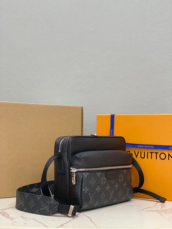 Alice Bags- Louis Vuittons  - 16243