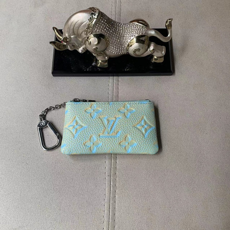 Alice Bags- Louis Vuittons  - 16374